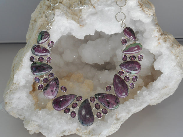 Ruby in Zoisite Gemstones Necklace with Amethyst Quartz