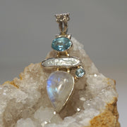 Moonstone Pendant 4 with Blue Topaz