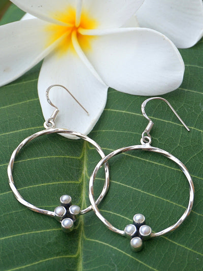 Pearl Cluster Silver Hoop Earring Set