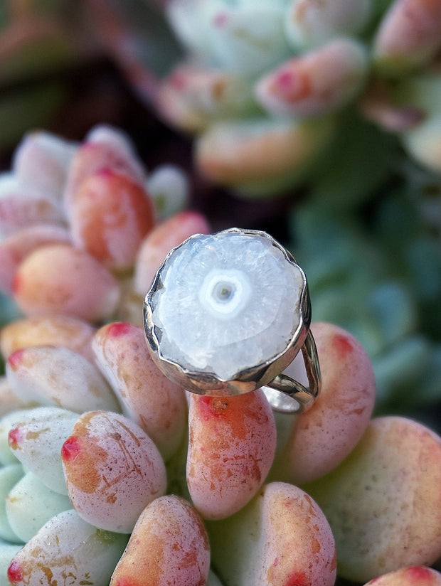 Round White Solar Quartz Gemstones Ring 1