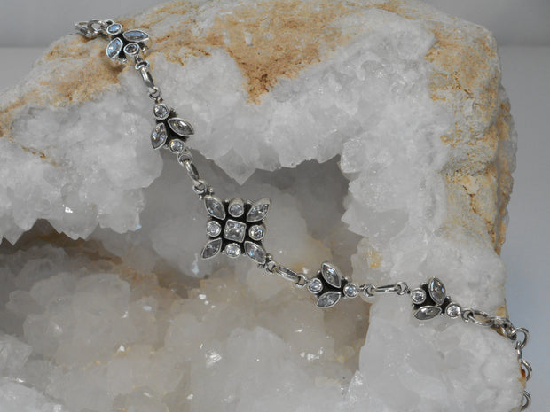 Delicate White Topaz Bracelet 1