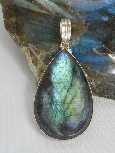 Labradorite Pendant 6