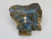 Labradorite Pendant 10