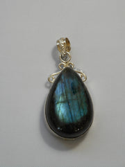Labradorite Pendant 9