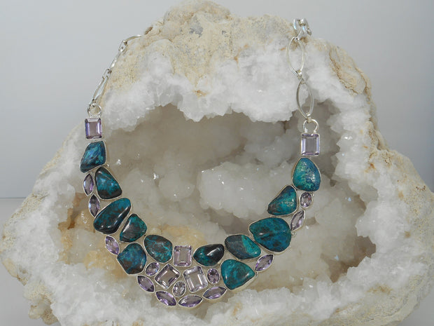 Chrysocolla Gemstones Necklace 1 with Amethyst Quartz Crystals