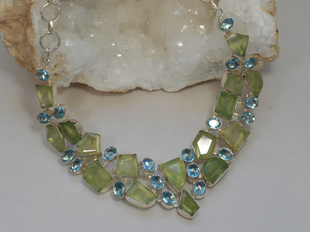 Prehnite Gemstones Necklace with Blue Topaz