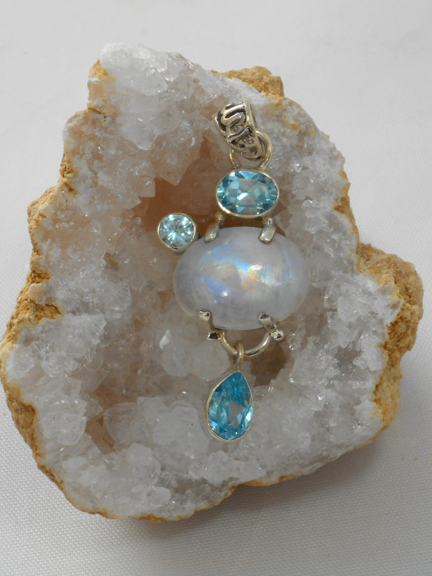 Moonstone Pendant 3 with Blue Topaz