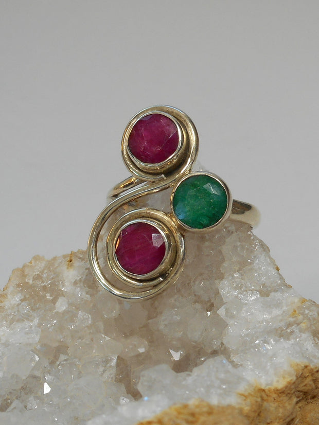 Ruby and Emerald Ring 4