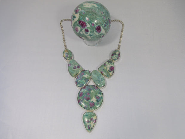 Ruby in Fuchsite Gemstones Necklace