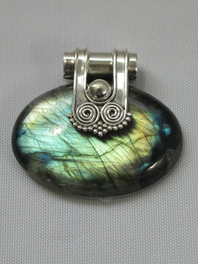 Labradorite Pendant 1