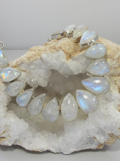 Moonstone Teardrop Collar 3