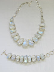 Moonstone Teardrop Collar 3