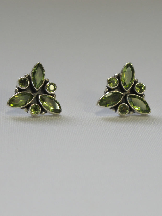 Delicate Peridot Cluster Earring Set